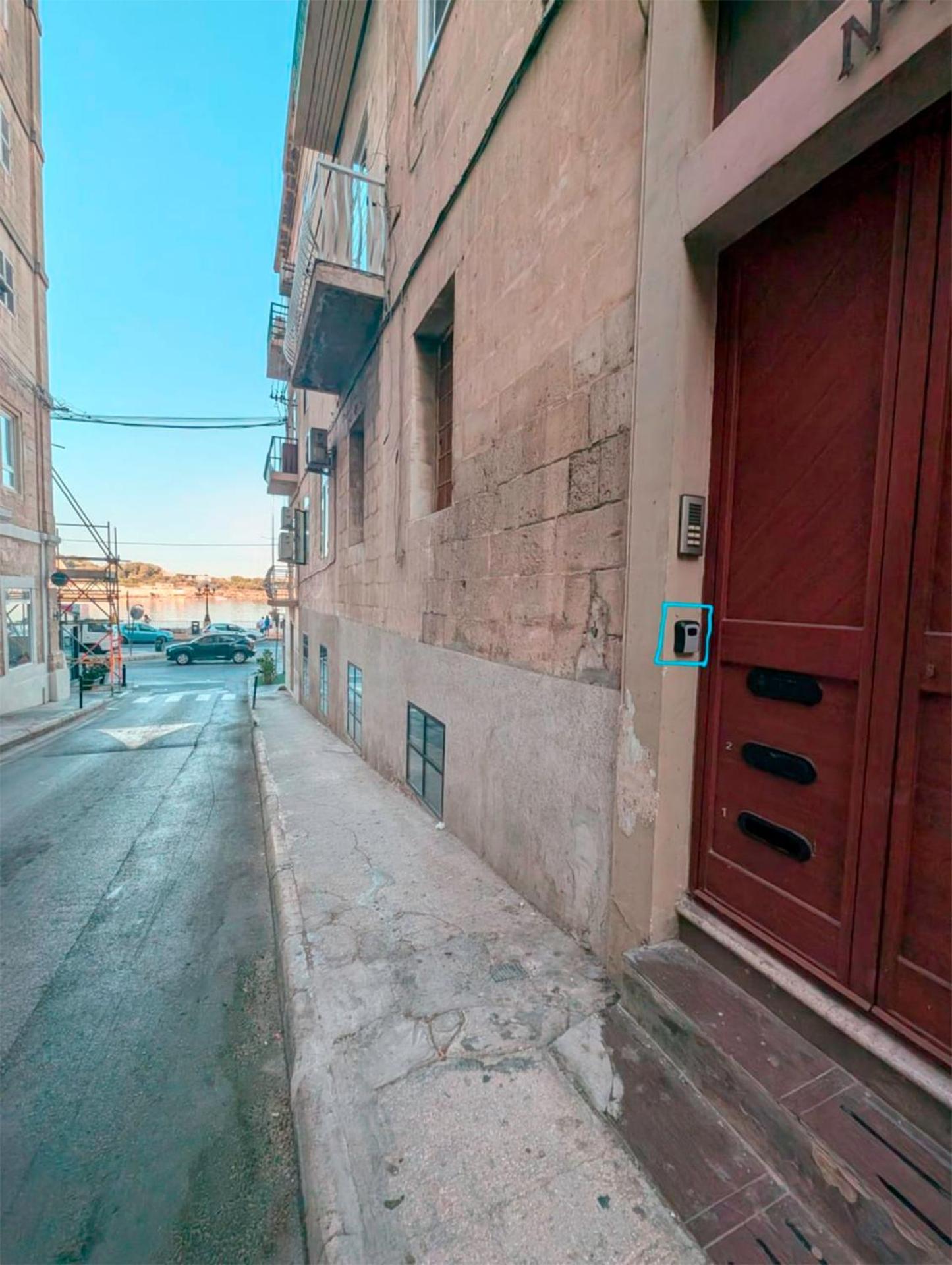 Tan-Nanna By Shmoo Apartment Sliema Bagian luar foto